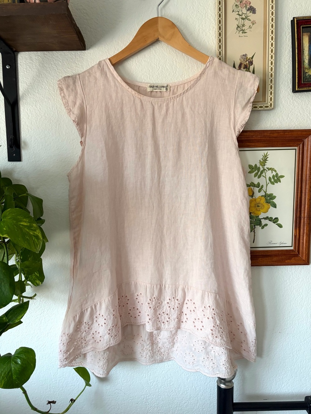 Light Pink Eyelet Hem Cap Sleeve Women's Linen Top - Terzo Millennio - Italy